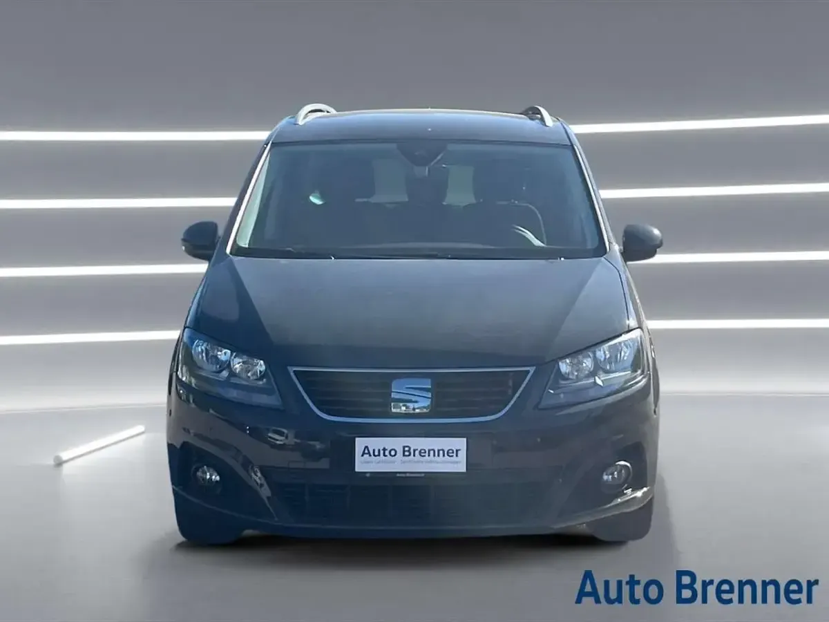 Usata Seat Alhambra XCELLENCE 150 CV (110 kW) 2021 Grigio urano Monovolume