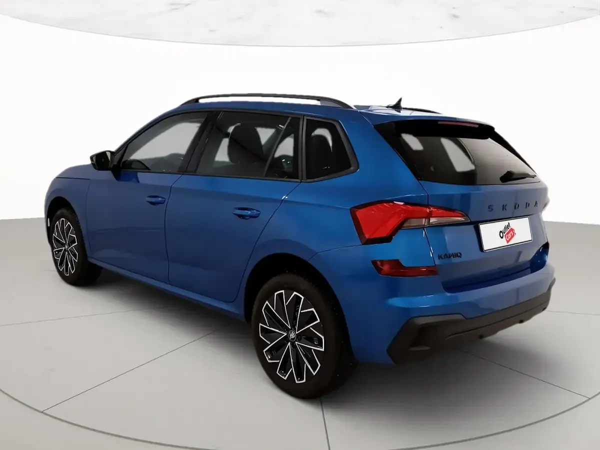 Usata Skoda Kamiq 116 CV (85 kW) 2025 Blu race metallizzato SUV