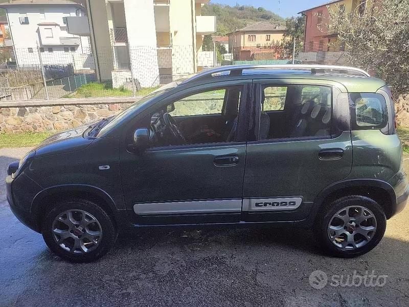 Usata Fiat Panda Cross Cross 80 CV (58 kW) 2015 Verde Utilitaria