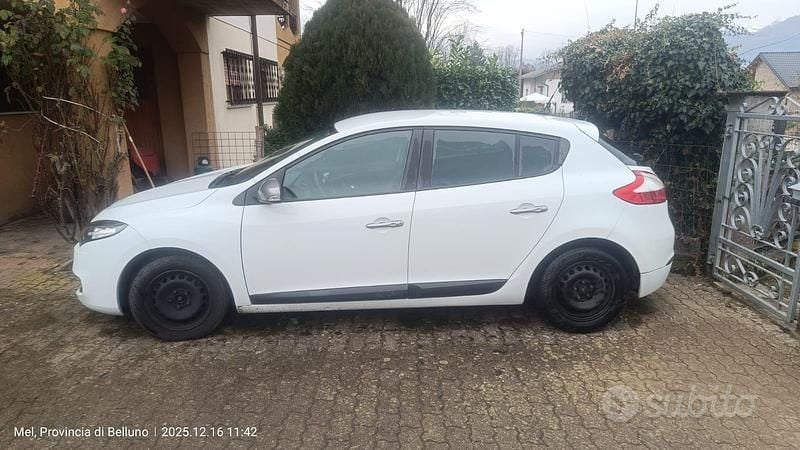 Usata Renault Mégane III 110 CV (80 kW) 2011 Bianco Berlina