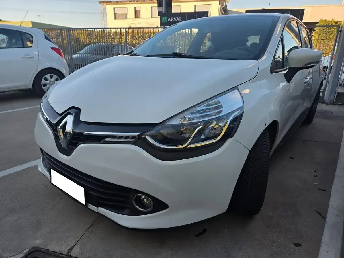 Usata Renault Clio IV 72 CV (52 kW) 2015 Bianco Berlina
