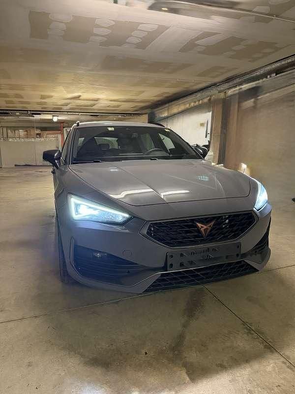 Usata Cupra Leon 150 CV (110 kW) 2021 Grigio Station wagon