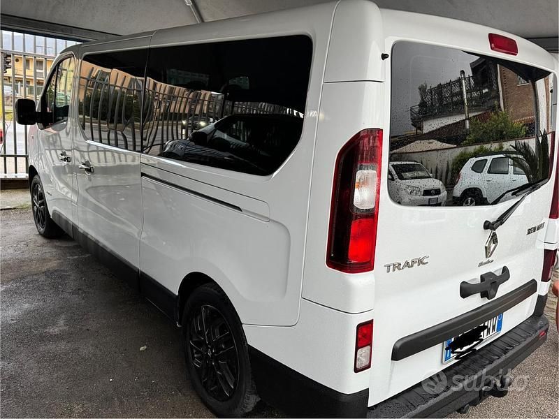 Usata Renault Trafic Zen 145 CV (106 kW) 2017 Bianco Monovolume
