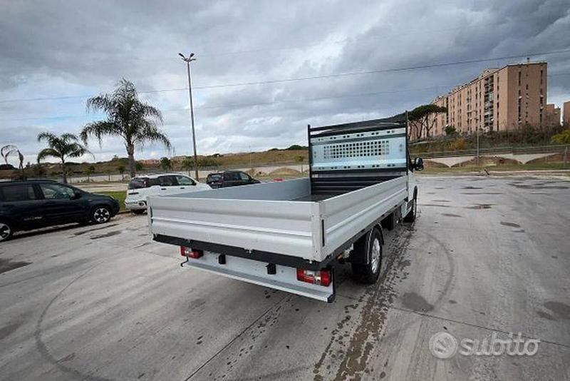 Nuova Maxus V90 150 CV (110 kW) 2025 Bianco Furgone