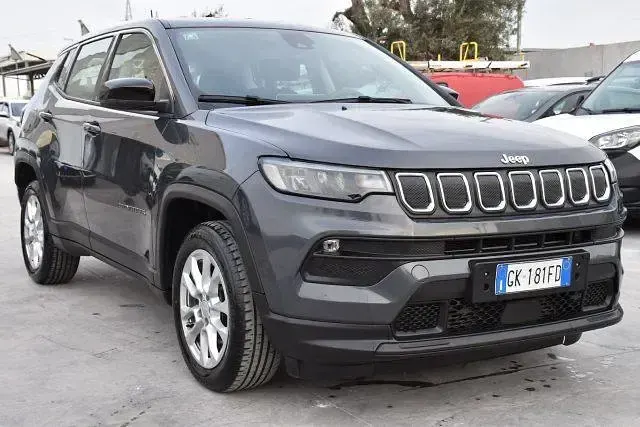 Usata Jeep Compass 131 CV (96 kW) 2022 Grigio SUV