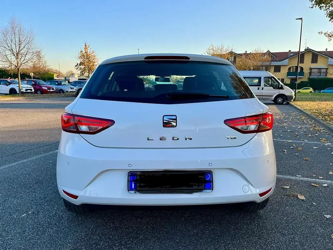 Usata Seat Leon Business 110 CV (80 kW) 2015 Berlina