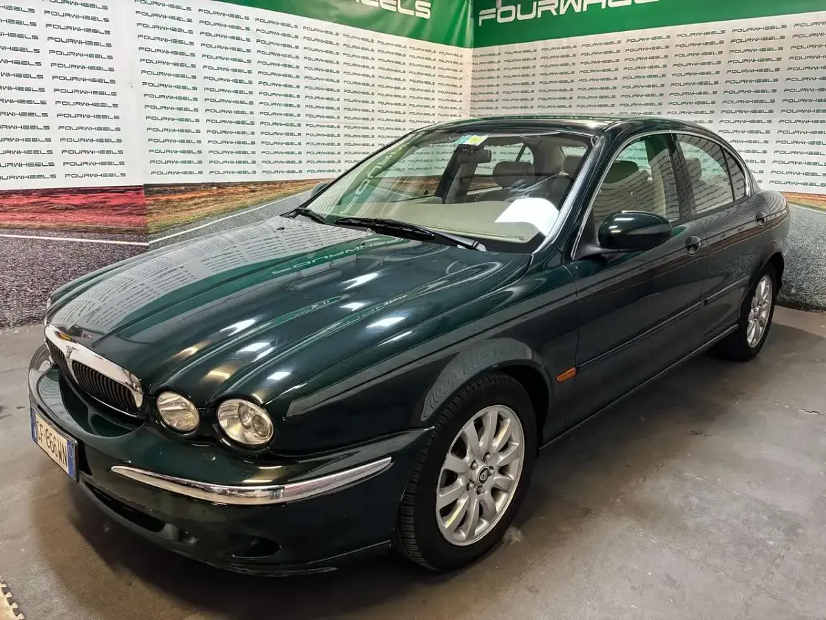 Usata Jaguar X-type Executive 196 CV (144 kW) 2003 Verde Berlina