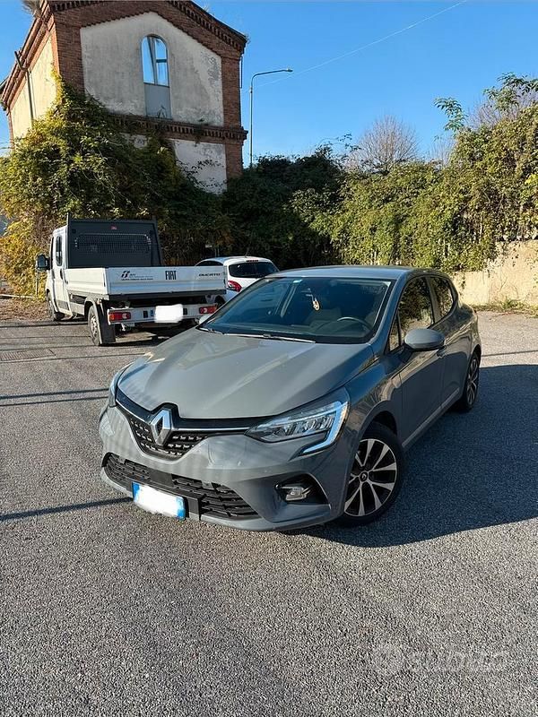 Usata Renault Clio V 100 CV (73 kW) 2020 Berlina