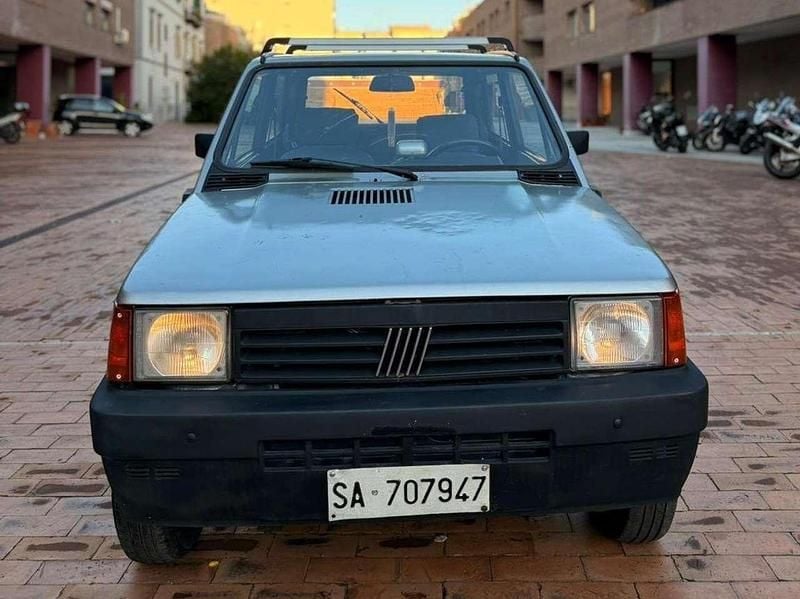 Usata Fiat Panda 4x4 48 CV (35 kW) 1984 Grigio Utilitaria