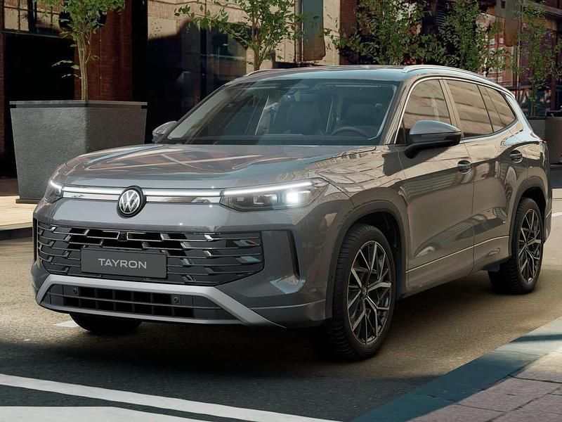 Dolphin grey metallizzato Nuova 2025 VW Tayron Elegance SUV | 48.000 € (Ottimo prezzo) - Immagine 1/4