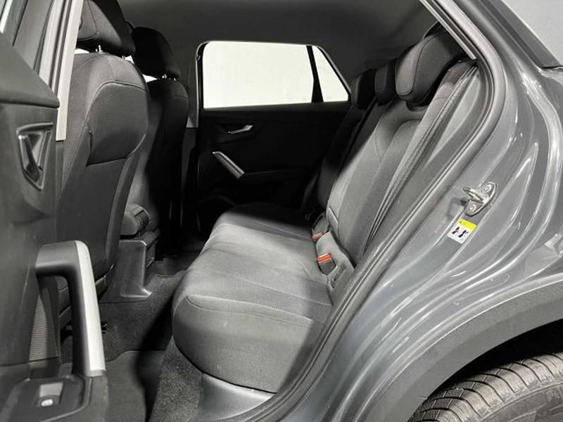 Usata Audi Q2 Business 150 CV (110 kW) 2017 Grigio SUV