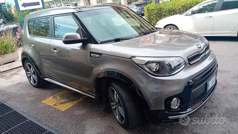 Usata Kia Soul 136 CV (100 kW) 2017 Grigio SUV