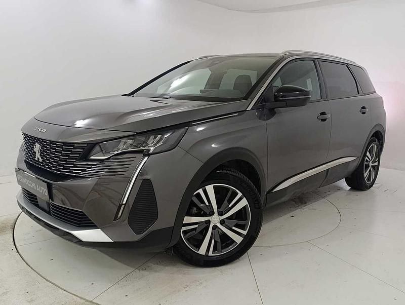 Usata Peugeot 5008 Allure 130 CV (95 kW) 2024 Grigio SUV