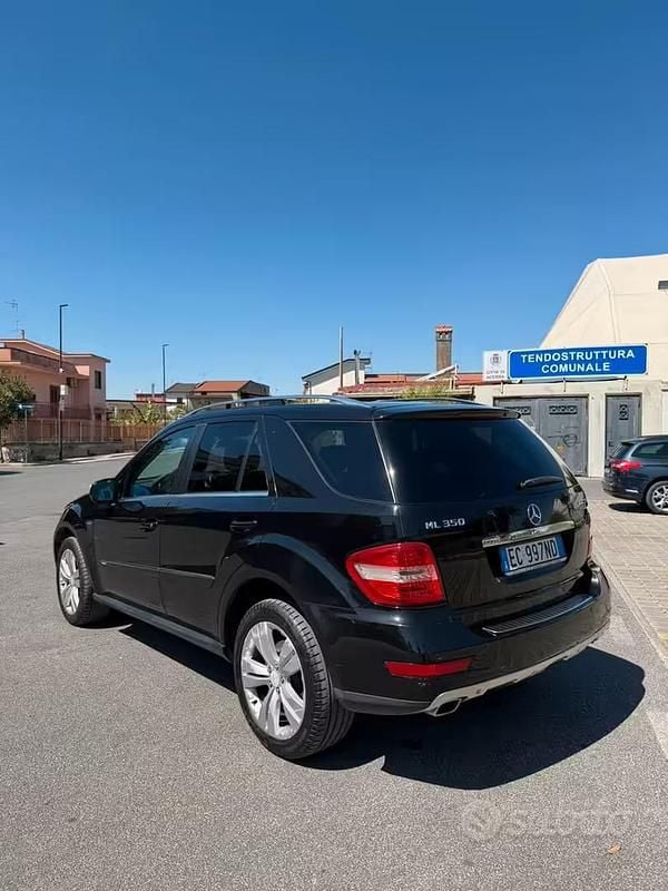 Usata Mercedes ML350 2010 Nero SUV