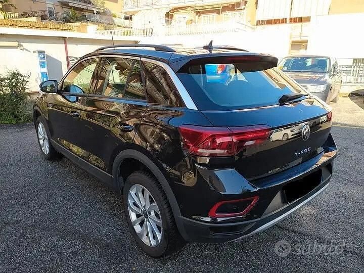 Usata VW T-Roc Advance 116 CV (85 kW) 2022 Nero SUV
