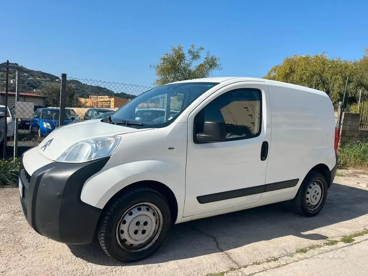 Usata Citroën Nemo 75 CV (55 kW) 2011 Bianco Monovolume