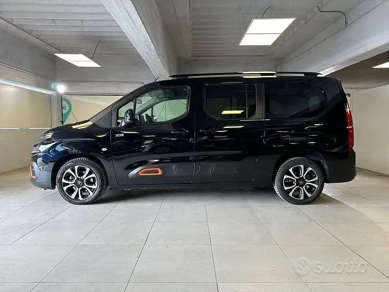Usata Citroën e-Berlingo PureTech 131 CV (96 kW) 2020 Nero Monovolume