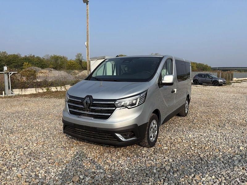 Grigio Nuova 2025 Renault Trafic Equilibre Monovolume | 37.990 € - Immagine 1/4