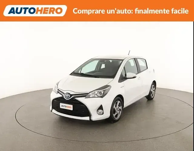 Usata Toyota Yaris Active 101 CV (74 kW) 2017 Utilitaria