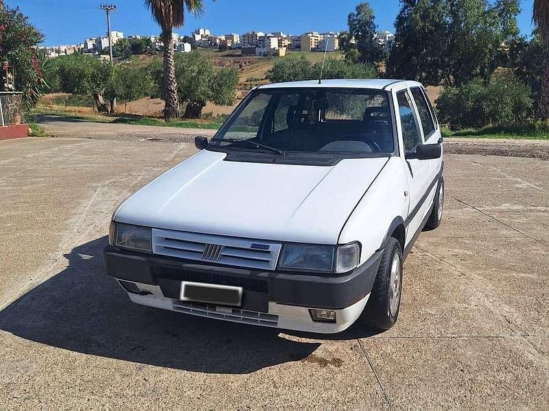 Bianco Usata 1989 Fiat Uno Due volumi | 4500 € - Immagine 1/4