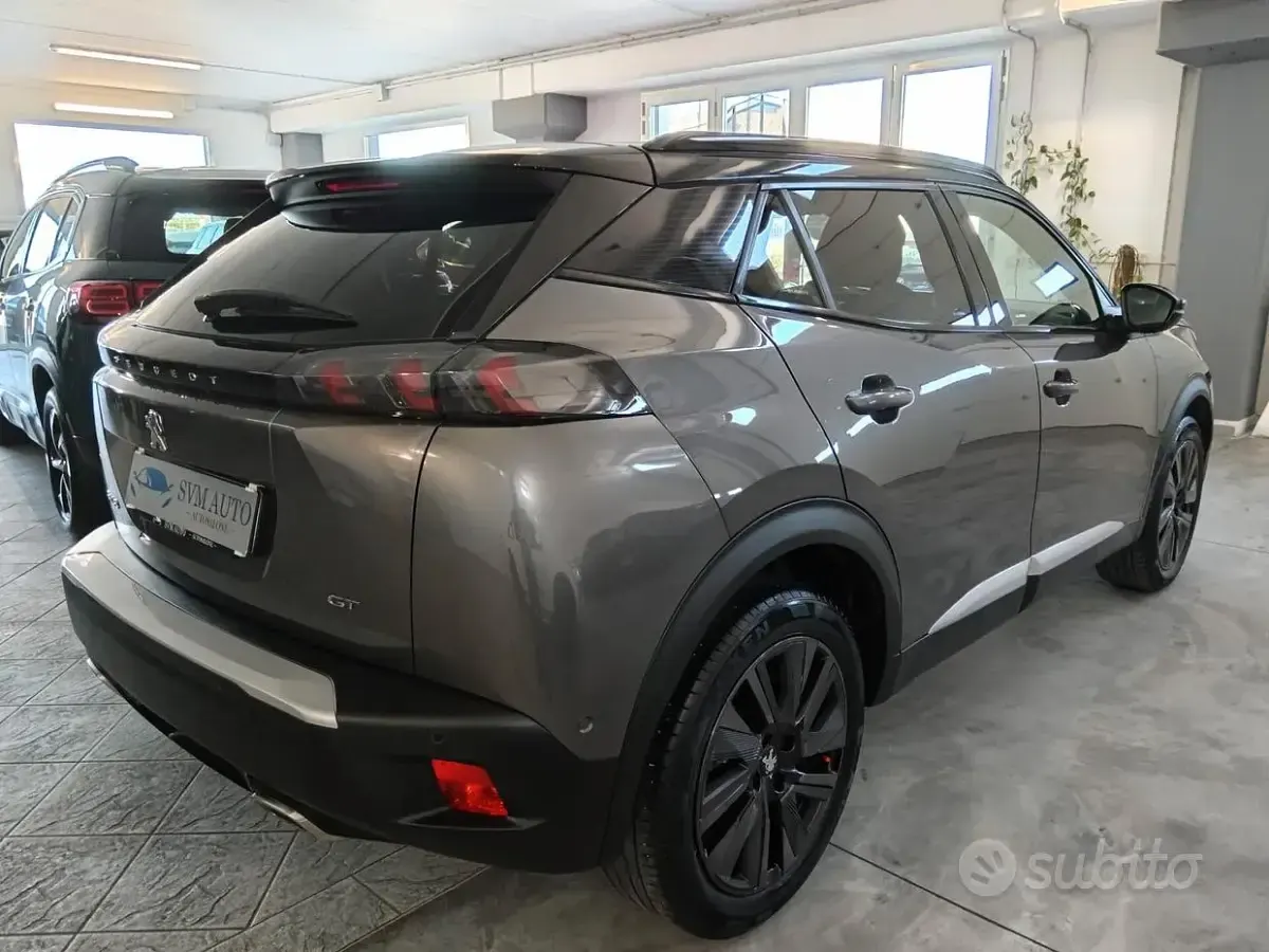 Usata Peugeot 2008 GT 155 CV (114 kW) 2020 Grigio SUV