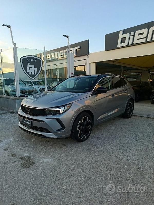 Usata Opel Grandland X Business 131 CV (96 kW) 2022 Antracite SUV