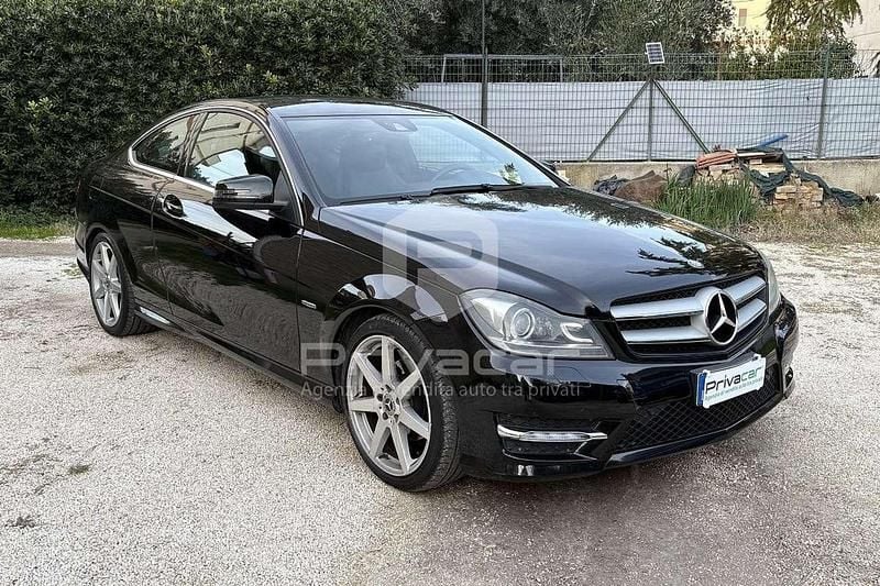 Usata Mercedes C220 Avantgarde 170 CV (125 kW) 2013 Nero Coupé