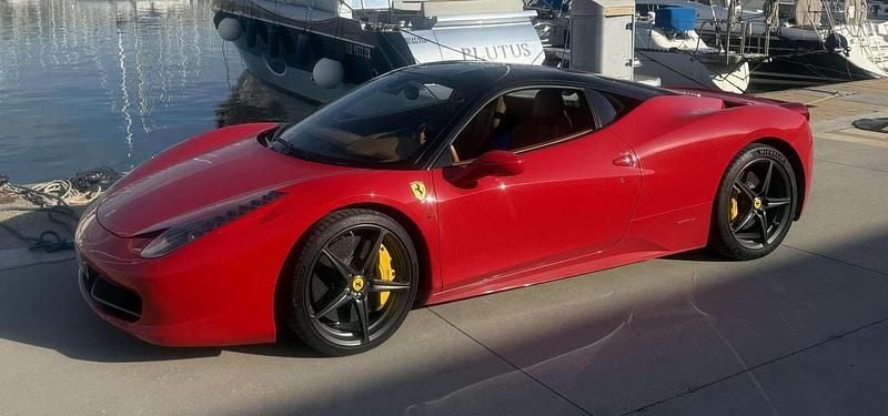 Usata Ferrari 458 570 CV (419 kW) 2011 Rosso Coupé