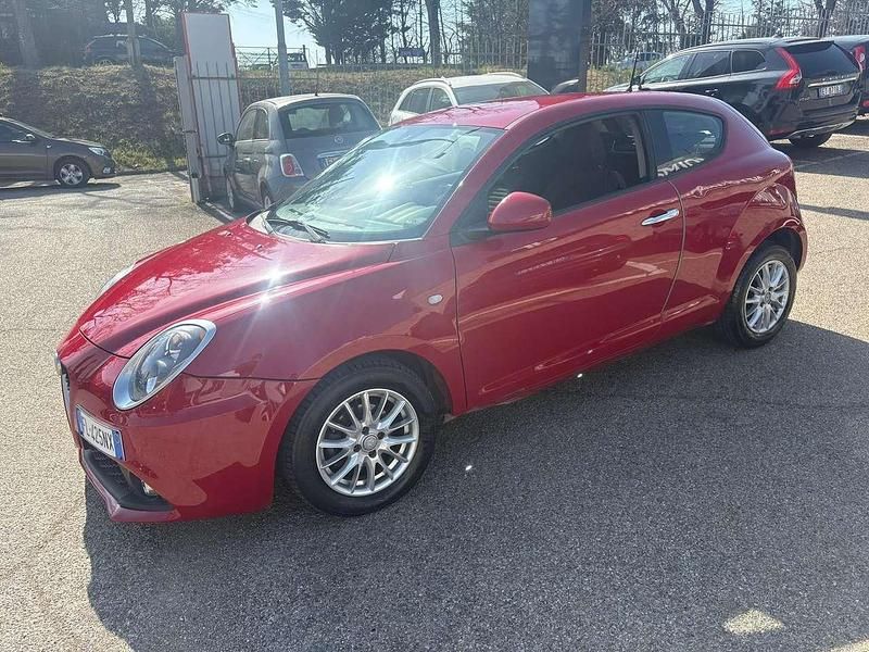 Usata Alfa Romeo MiTo 77 CV (56 kW) 2017 Rosso Utilitaria