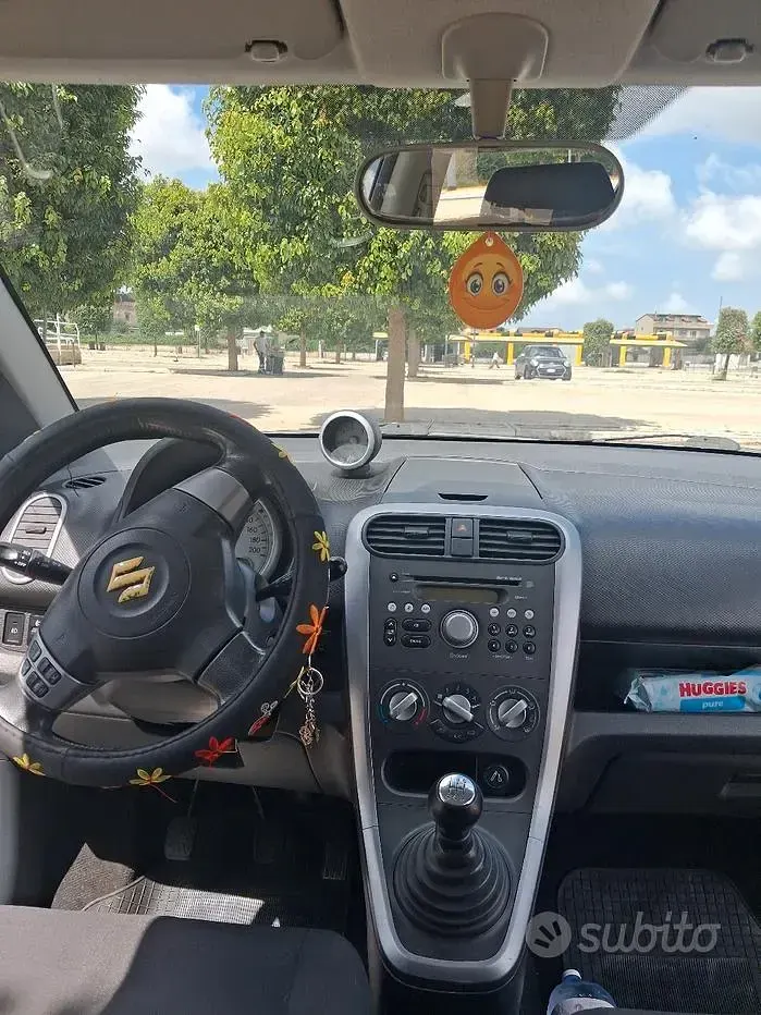 Usata Suzuki Splash 75 CV (55 kW) 2009 Grigio Utilitaria