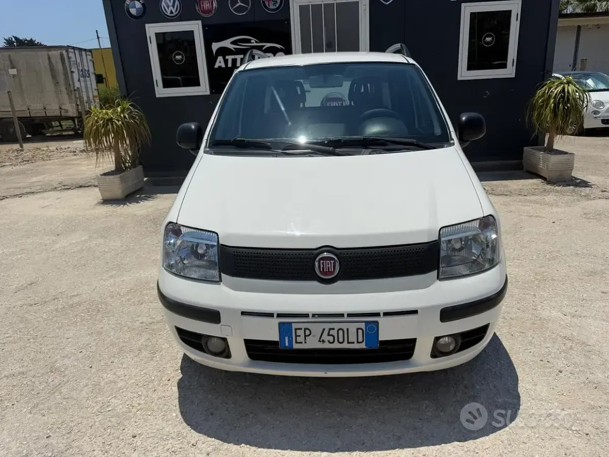 Usata Fiat Panda 75 CV (55 kW) 2012 Bianco Utilitaria
