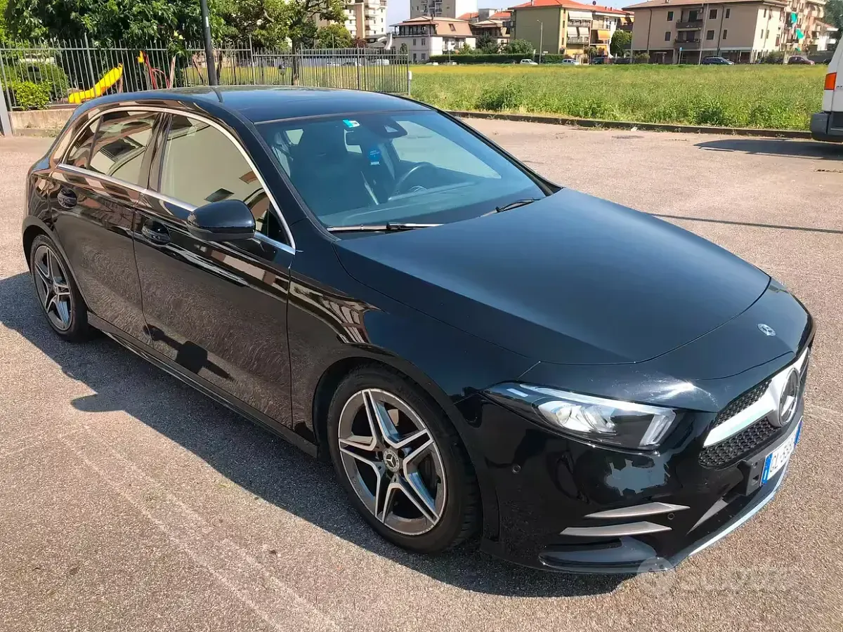 Usata Mercedes A200 Premium 163 CV (119 kW) 2019 Nero Berlina