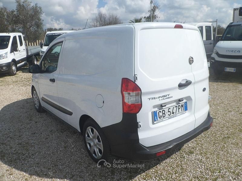 Usado Ford Transit 75 CV (55 kW) 2021 Blanco Van