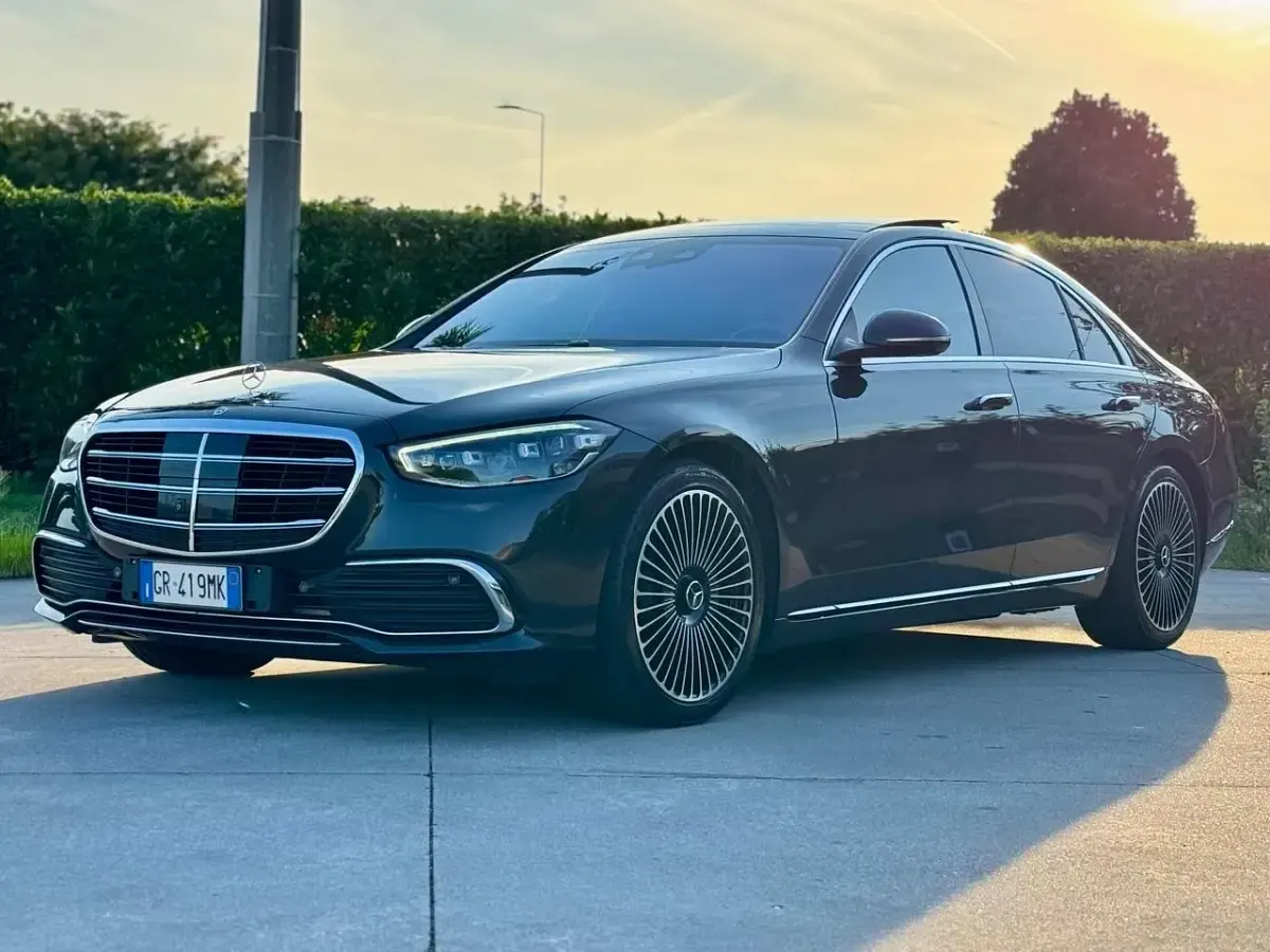 Usata Mercedes S350 Premium Plus 312 CV (229 kW) 2024 Nero Berlina