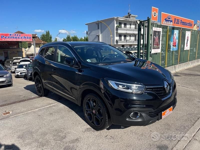 Nero Usata 2017 Renault Kadjar SUV | 12.299 € (Buon prezzo) - Immagine 1/4