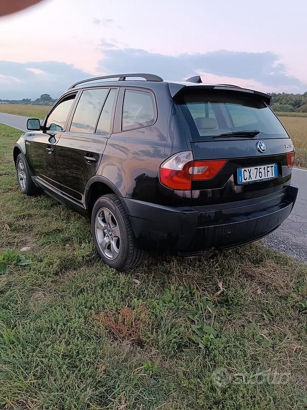 Usata BMW X3 150 CV (110 kW) 2005 Nero SUV