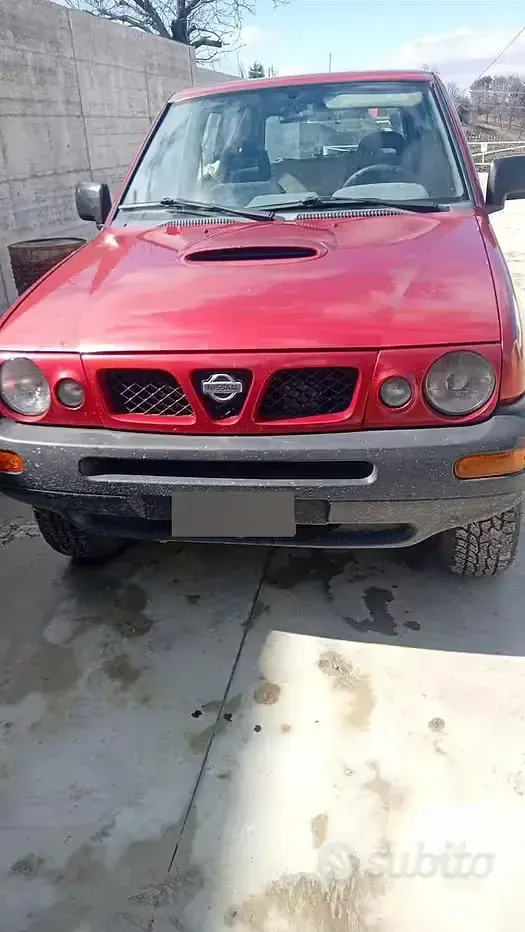 Usata Nissan Terrano SE 125 CV (91 kW) 1995 Rosso SUV