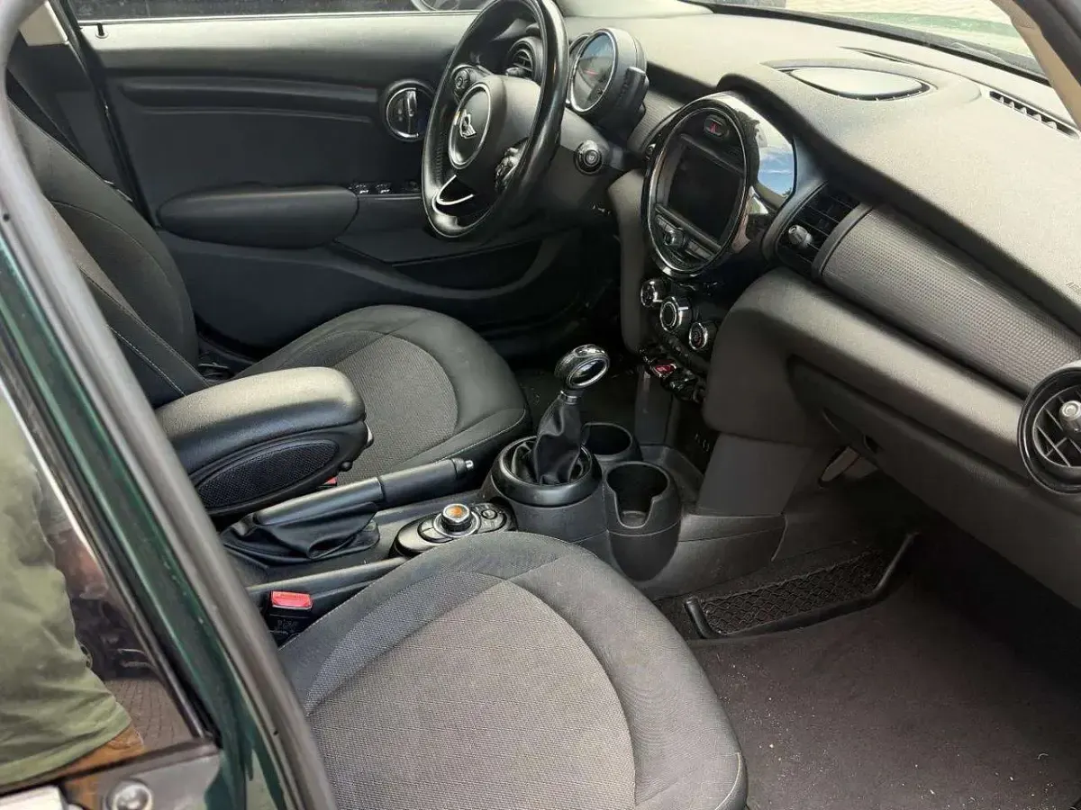 Usata Mini Cooper 136 CV (100 kW) 2016 Verde Utilitaria