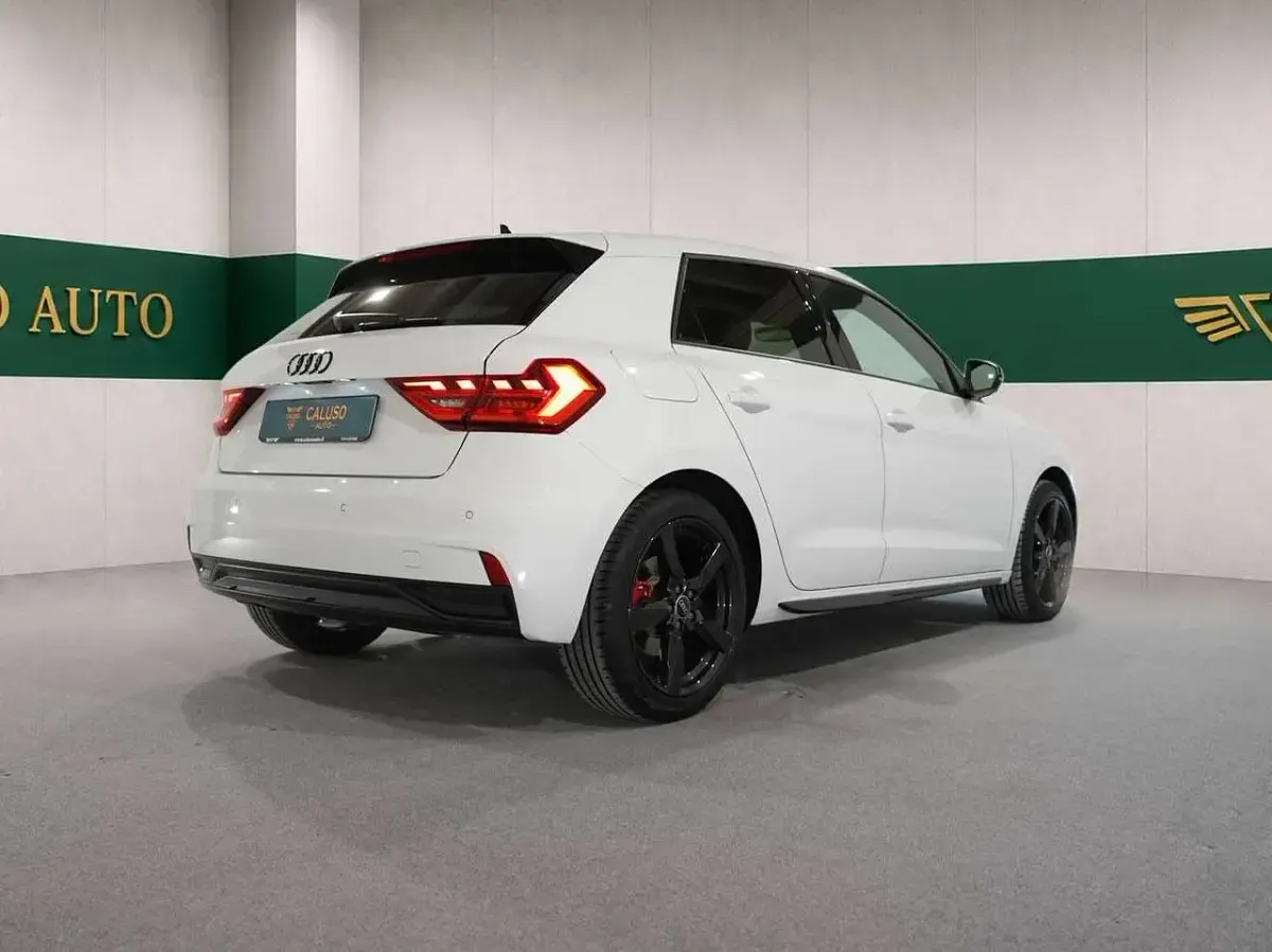 Usata Audi A1 Sportback Ambiente 110 CV (80 kW) 2024 Bianco Utilitaria