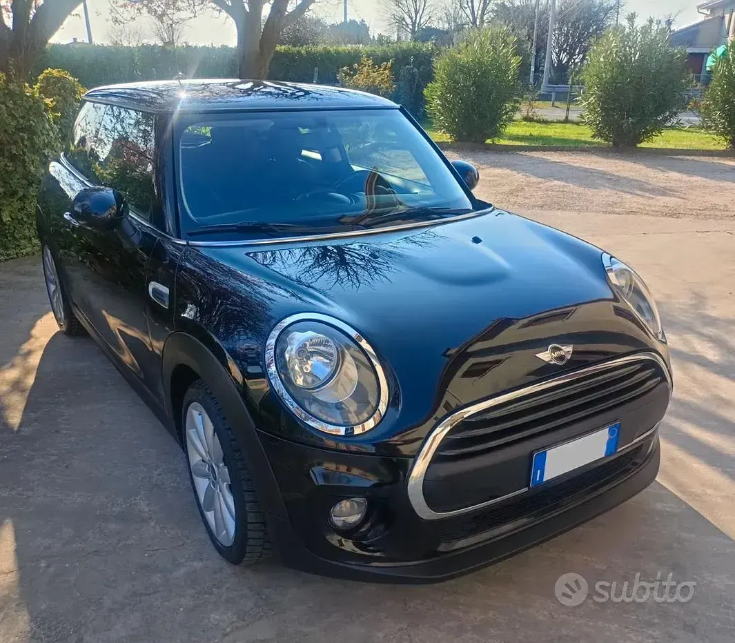 Usata Mini One D 95 CV (69 kW) 2015 Nero Utilitaria