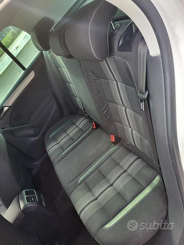 Usata VW Golf VII 105 CV (77 kW) 2013 Bianco Station wagon