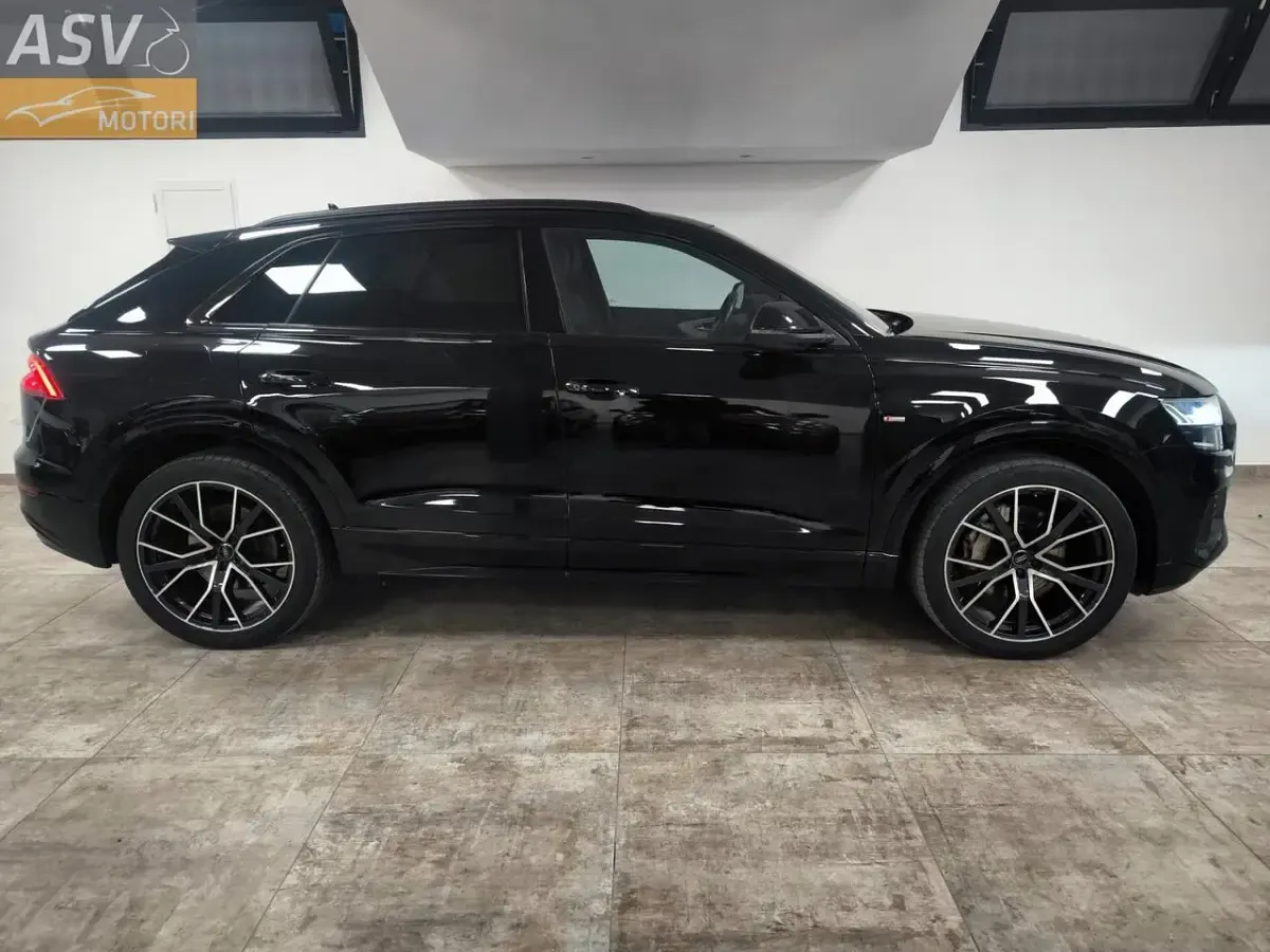 Usata Audi Q8 Sport 285 CV (209 kW) 2019 Nero SUV