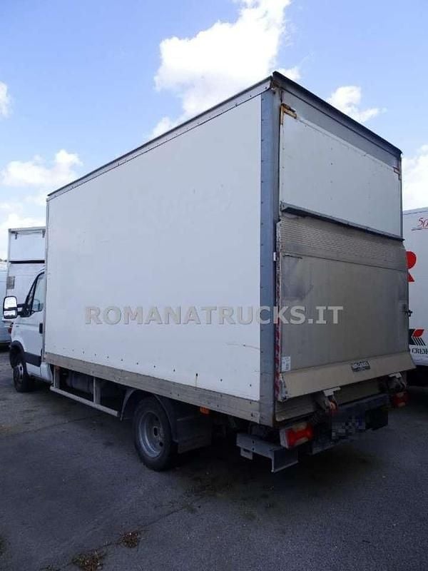 Usata Iveco Daily 126 CV (92 kW) 2014 Bianco Furgone