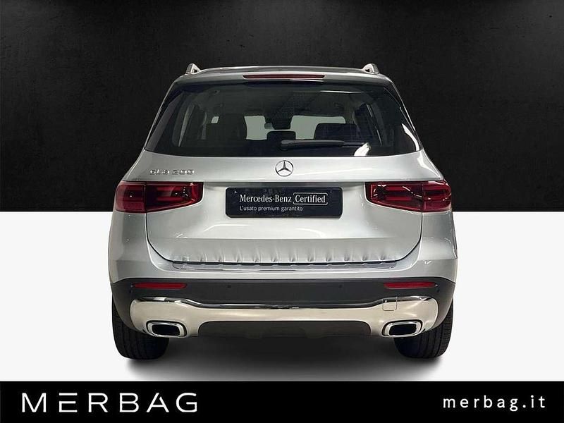 Usata Mercedes GLB200 Advanced 163 CV (119 kW) 2025 Argento SUV