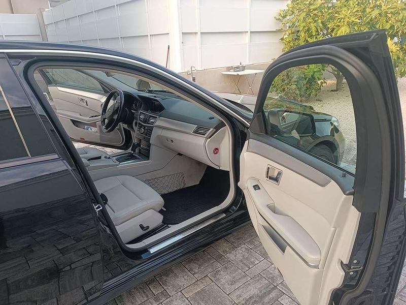Occasion Mercedes E220 Avantgarde 170 ch (125 kW) 2012 Noir Berline