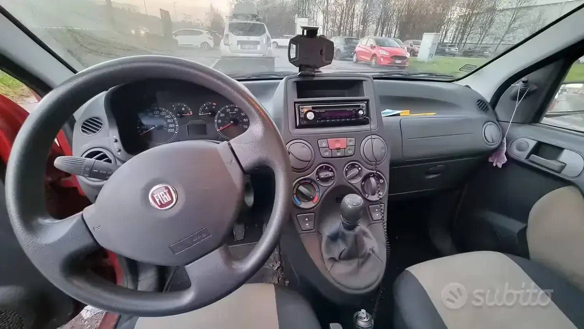 Usata Fiat Panda 60 CV (44 kW) 2007 Rosso Utilitaria