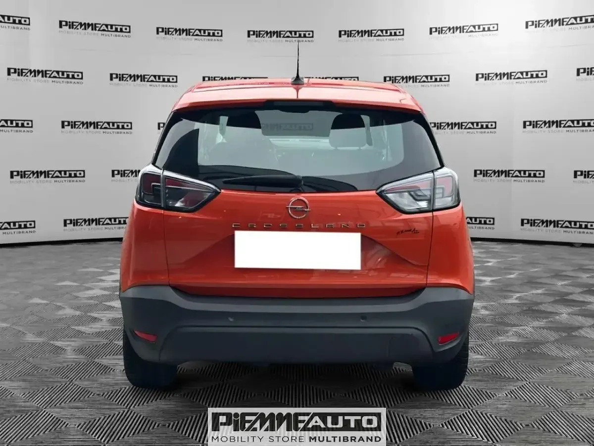 Usata Opel Crossland Edition 110 CV (80 kW) 2022 Arancione SUV