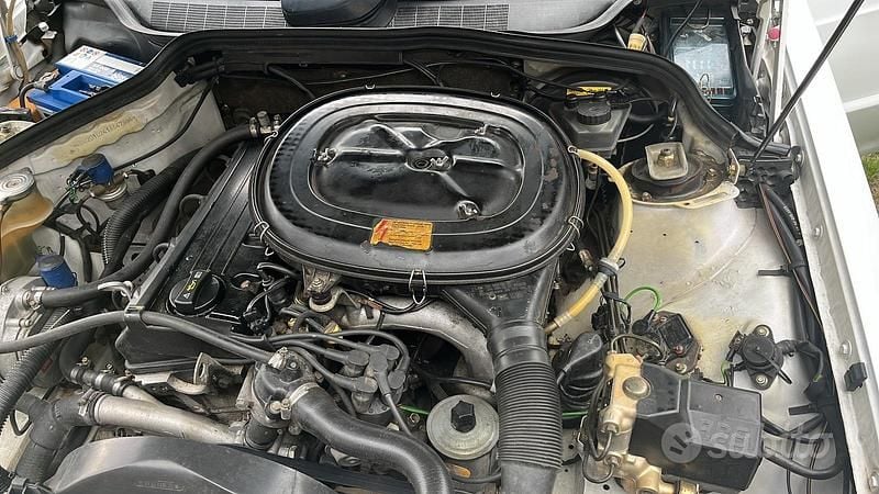 Usata Mercedes 190 122 CV (89 kW) 1991 Berlina