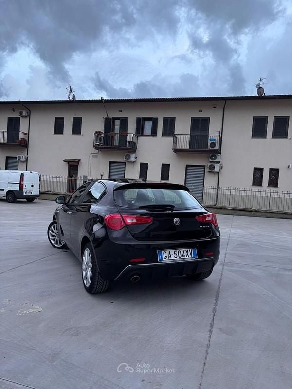 Usata Alfa Romeo Giulietta 120 CV (88 kW) 2020 Nero Utilitaria
