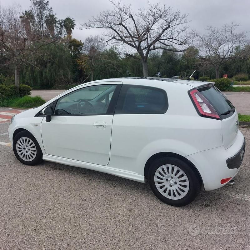 Usata Fiat Punto Evo 95 CV (69 kW) 2010 Utilitaria